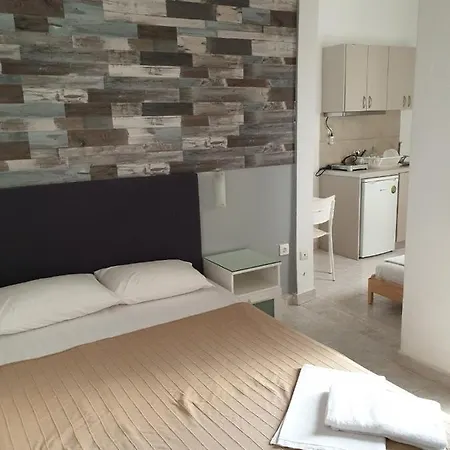 Sunset_apartments Only 15 Meters From The Sea Aparthotel Neos Marmaras